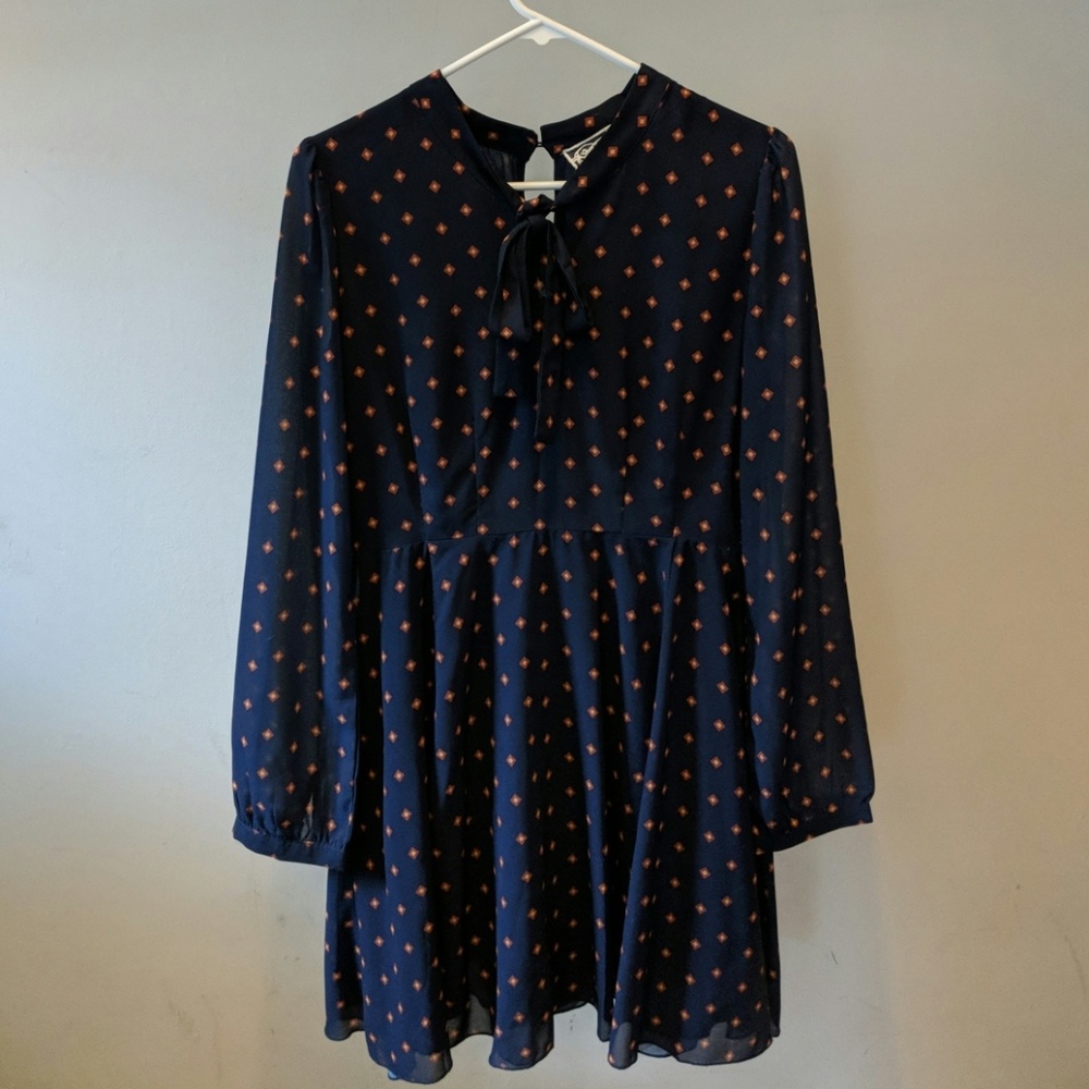 Pink Martini Boutique A-line dress S with a ribbon